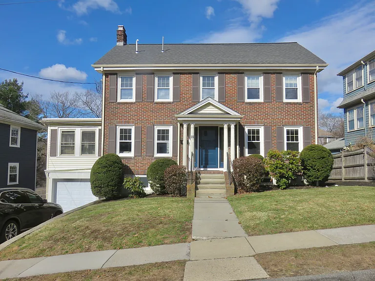 35 Lovell Rd — Photo 2