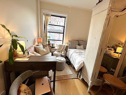 2nd image of 53 W 72nd St APT 6F