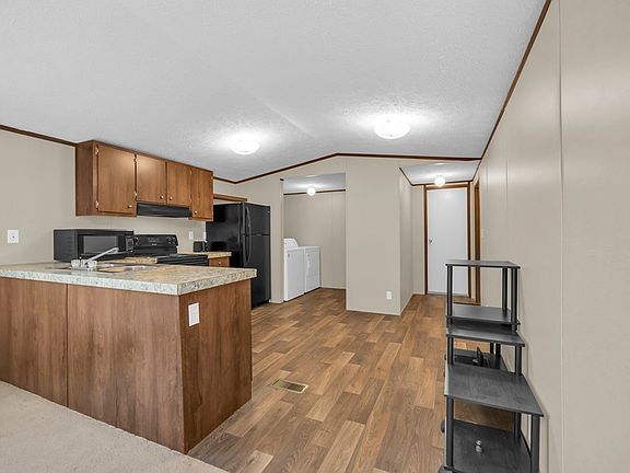 5th image of 586 N Ruth Walker Rd