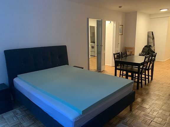 3rd image of 321 E 48th St APT 2L