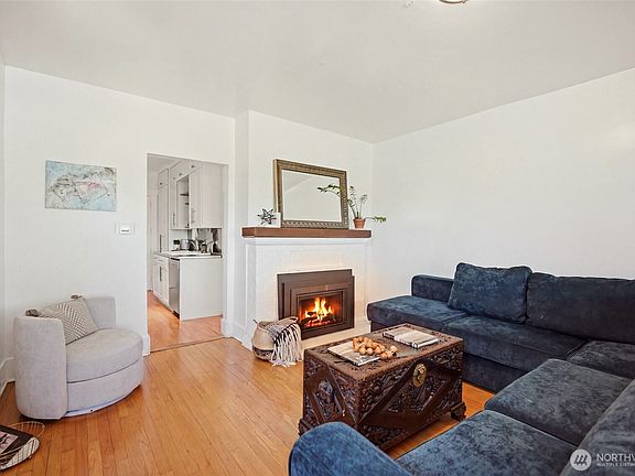 4th image of 113 NE 60th Street