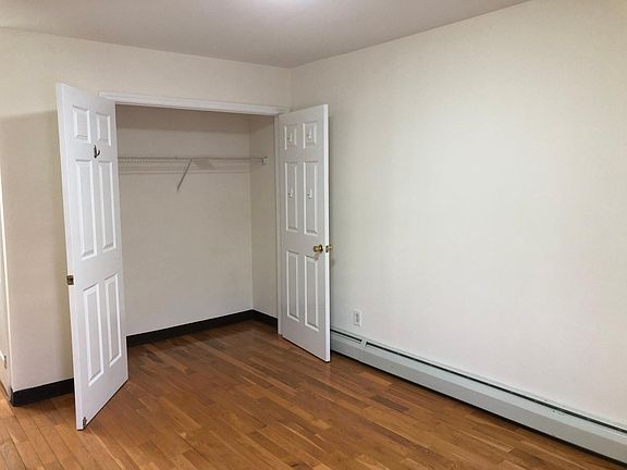 4th image of 4369 161st St Floor 1