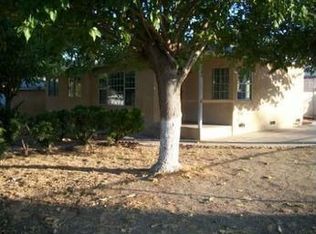 320 N Lindsay St, Lake Elsinore, CA 92530