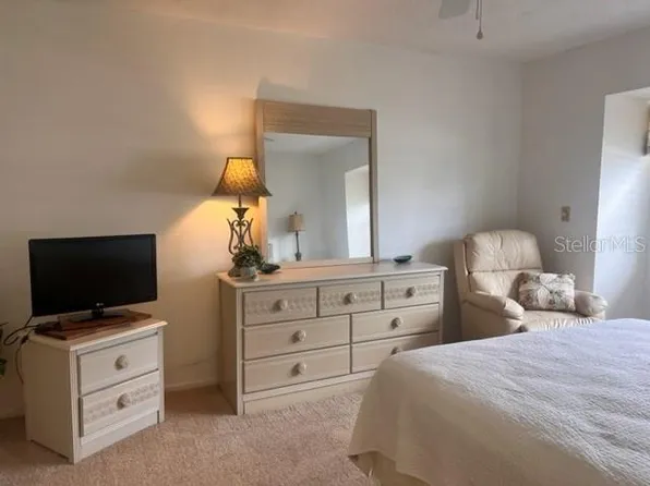 1211 Capri Isles Blvd APT 55, Venice, FL 34292