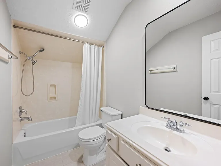 1855 Silent Shore Ct — Photo 33