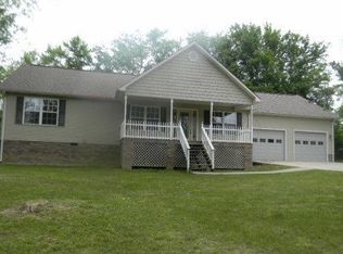 342 Hillcrest Dr, Oneida, TN 37841