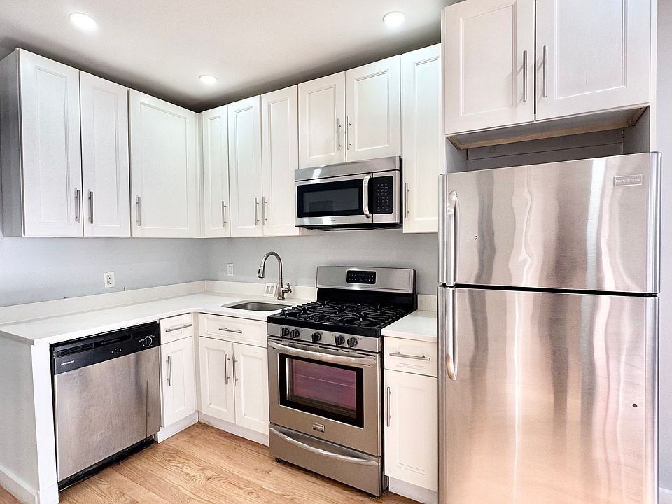 1st image of 193 Sackett St #2I