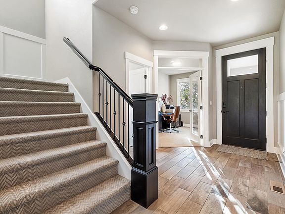 4th image of 1303 Kensington Way