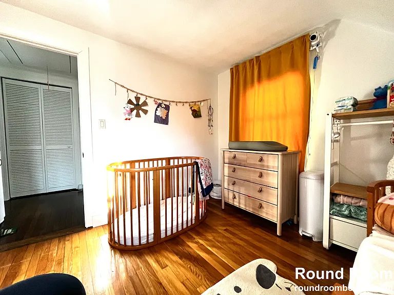 53 Henderson St — Photo 11