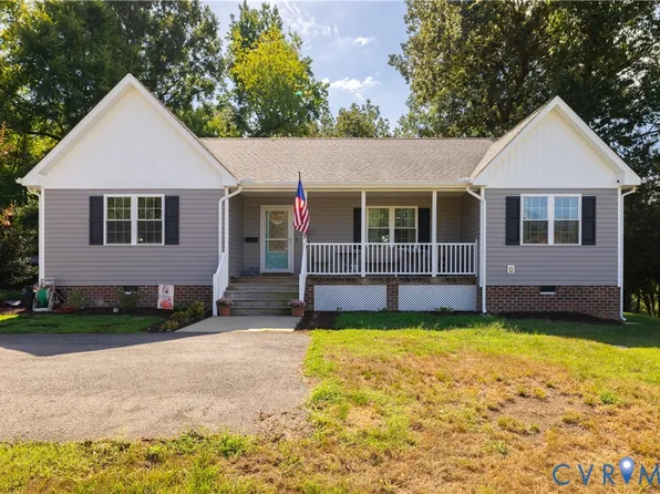 100 Royal Oak Ave, Colonial Heights, VA 23834