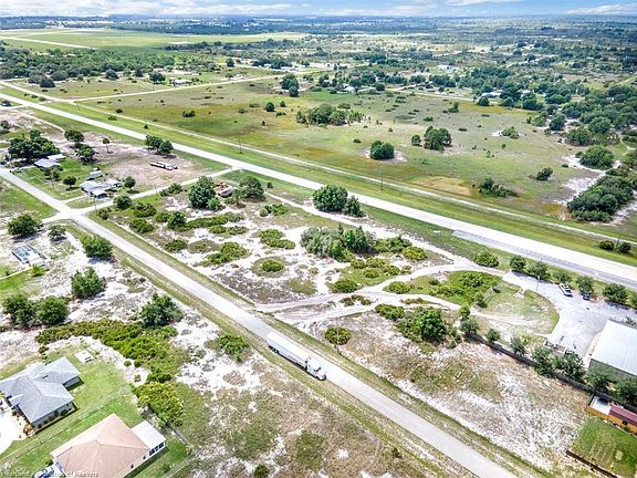 3rd image of 2620 State Road 64 W