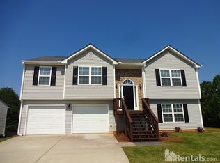 732 Worth Ct, Bethlehem, GA 30620
