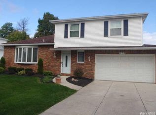 178 Wayside Dr, Depew, NY 14043