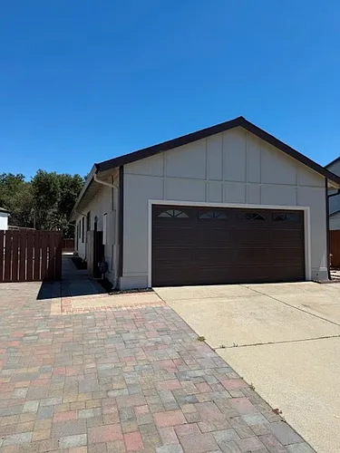 328 Brighton St Photo 1