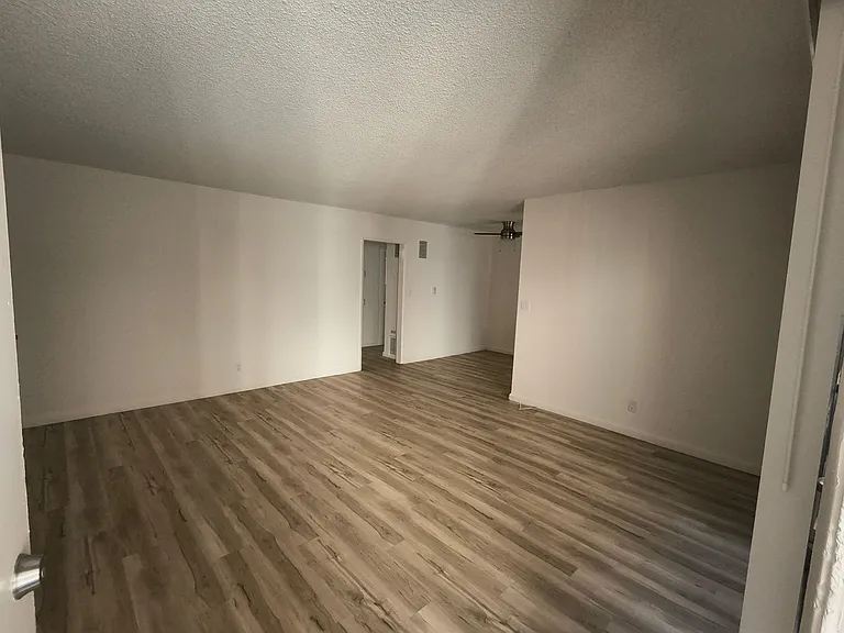 650 Westmount Drive — Photo 15