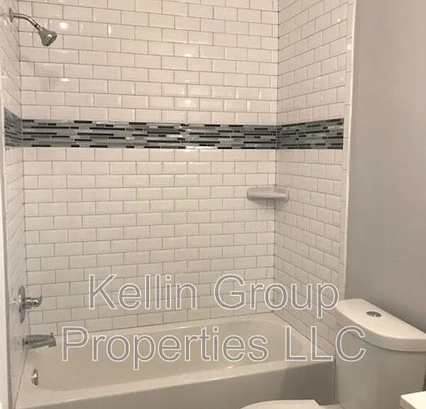 1027 N Brunnell Pkwy #1029 — Photo 9