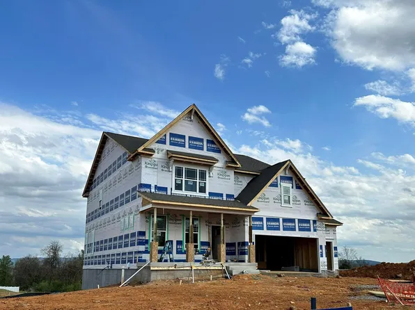 308 Tyson Dr, Berryville, VA 22611