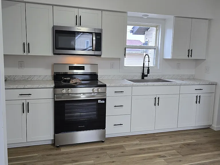 1227 Tremont Ave SW — Photo 9