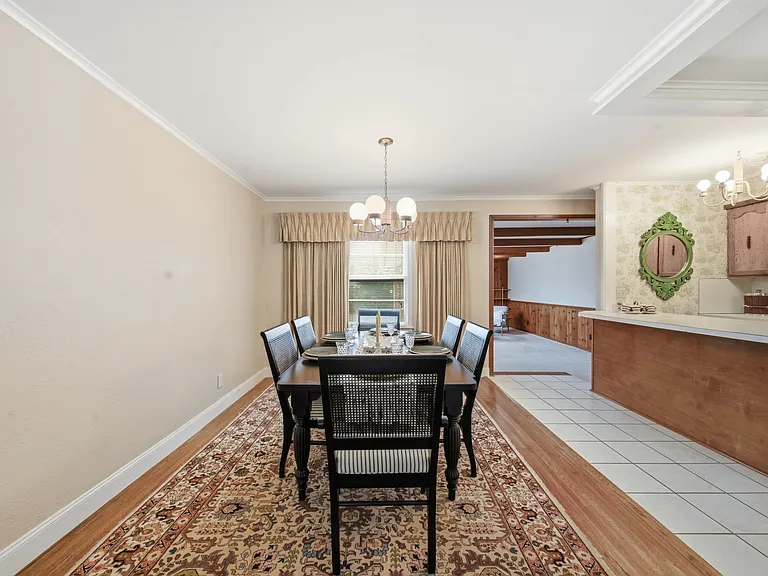 4972 S Madison Ave — Photo 4