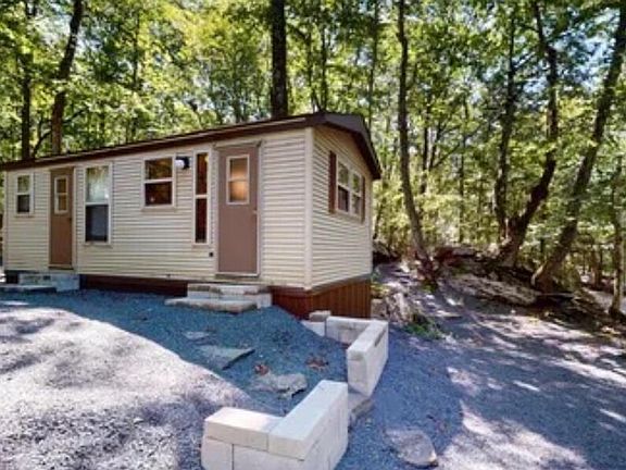 4th image of 1103 Beaver Ln