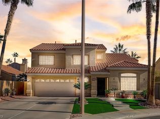 8704 Summer Ridge Dr, Las Vegas, NV 89134