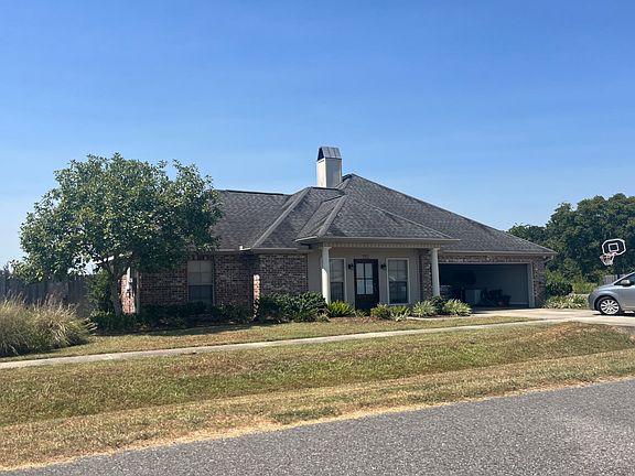 3rd image of 751 N Belle Cir