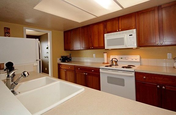4th image of 22211 6th Ave S #306