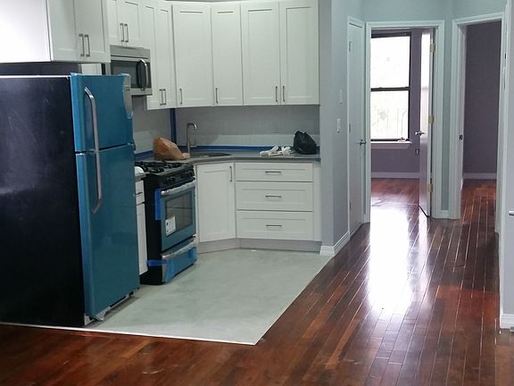 2nd image of 1102 Bedford Ave APT 2