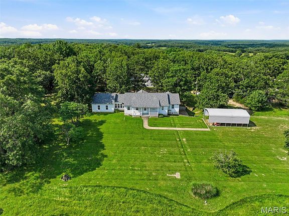 2nd image of 41 Lea Ln