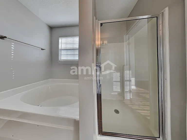 5212 Man O War Dr — Photo 13