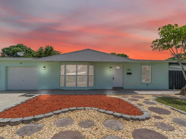 880 SW 67th Avenue, North Lauderdale, FL 33068