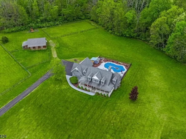 104 Creek Rd, Green Twp., NJ 07821