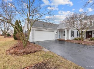 1095 Devonshire Ave, Naperville, IL 60540