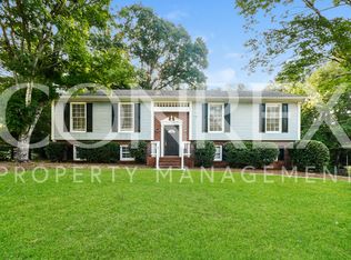 91 Southern Hills Pkwy, Calera, AL 35040