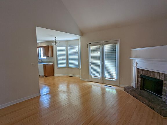 2nd image of 1402 Staunton Mill Ct