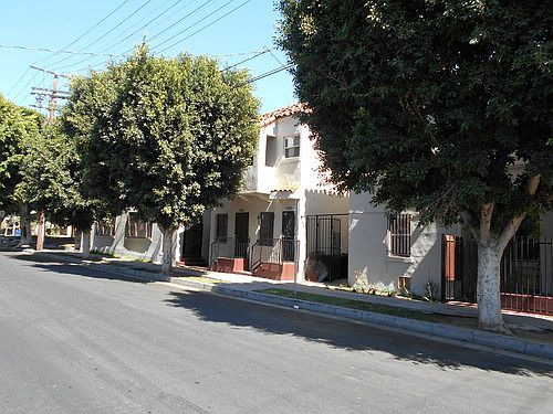 4th image of 1549 W 35th St