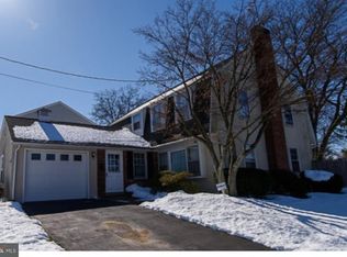 102 S School Ln, Souderton, PA 18964
