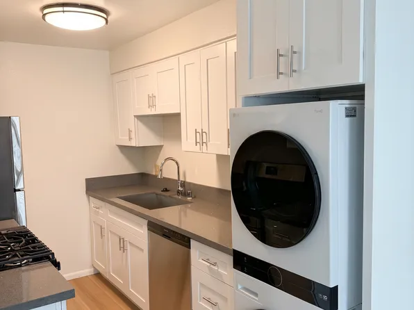 5358 Circle Dr, Sherman Oaks, CA