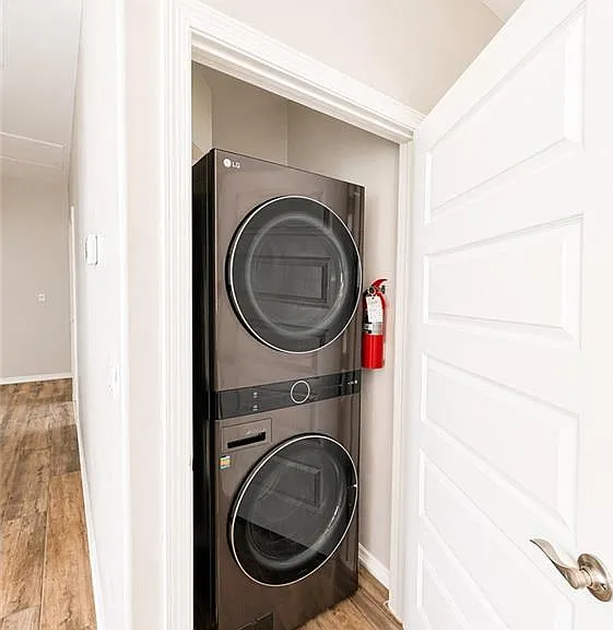 4901 N Winona Dr #3 — Photo 12