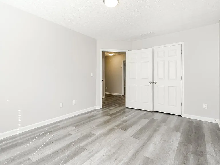 229 Clearwater Dr — Photo 13