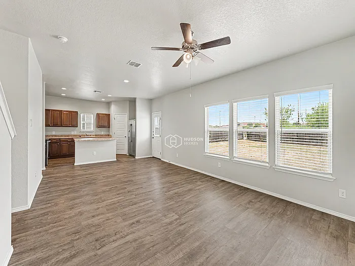 7611 Twin Pine Ct — Photo 5