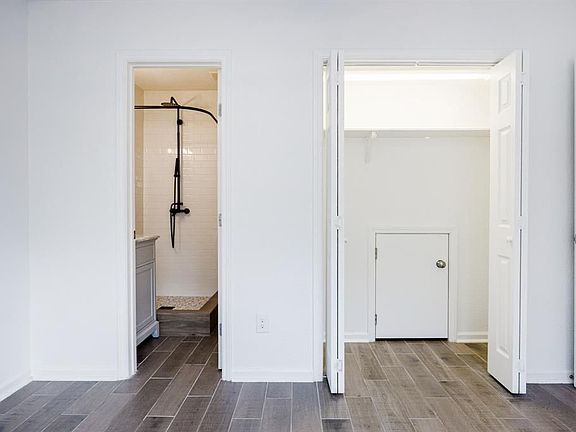 5th image of 5005 Georgi Ln APT 131