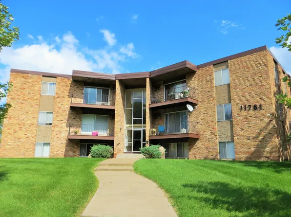 11761 Eldorado St NW, Minneapolis, MN 55433
