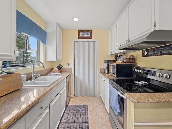 4th image of 8820 Haveteur Way