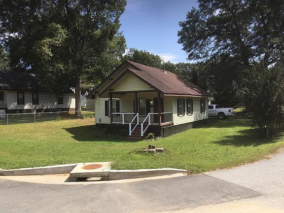 Corner lot