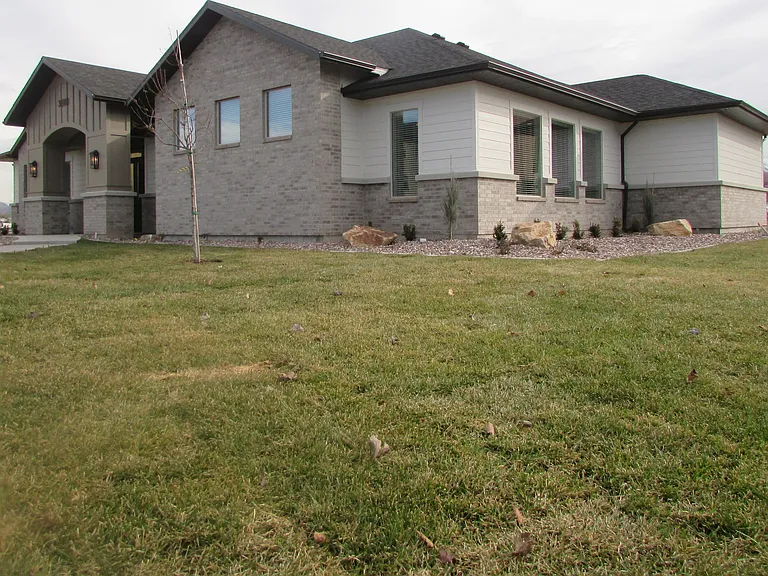 Claradon Village — Photo 43