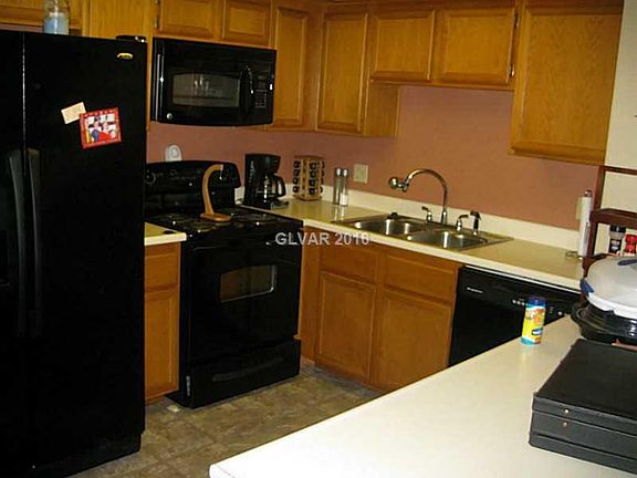 4th image of 1401 Cinder Rock Dr Unit 101