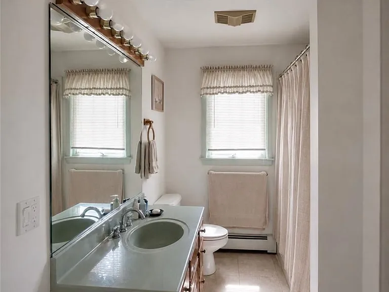 48 Bellevue Ave — Photo 19