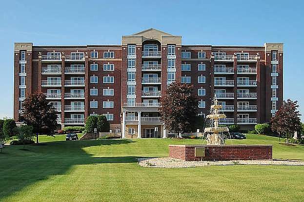 1st image of 7061 W Touhy Ave APT 309