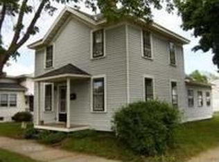 1127 11th St S, La Crosse, WI 54601